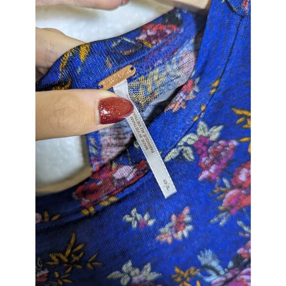 FREE PEOPLE Dock Street Ruffle Floral Blue 3/4 Sleeve Top Women Size S Bloomcore - Picture 6 of 9